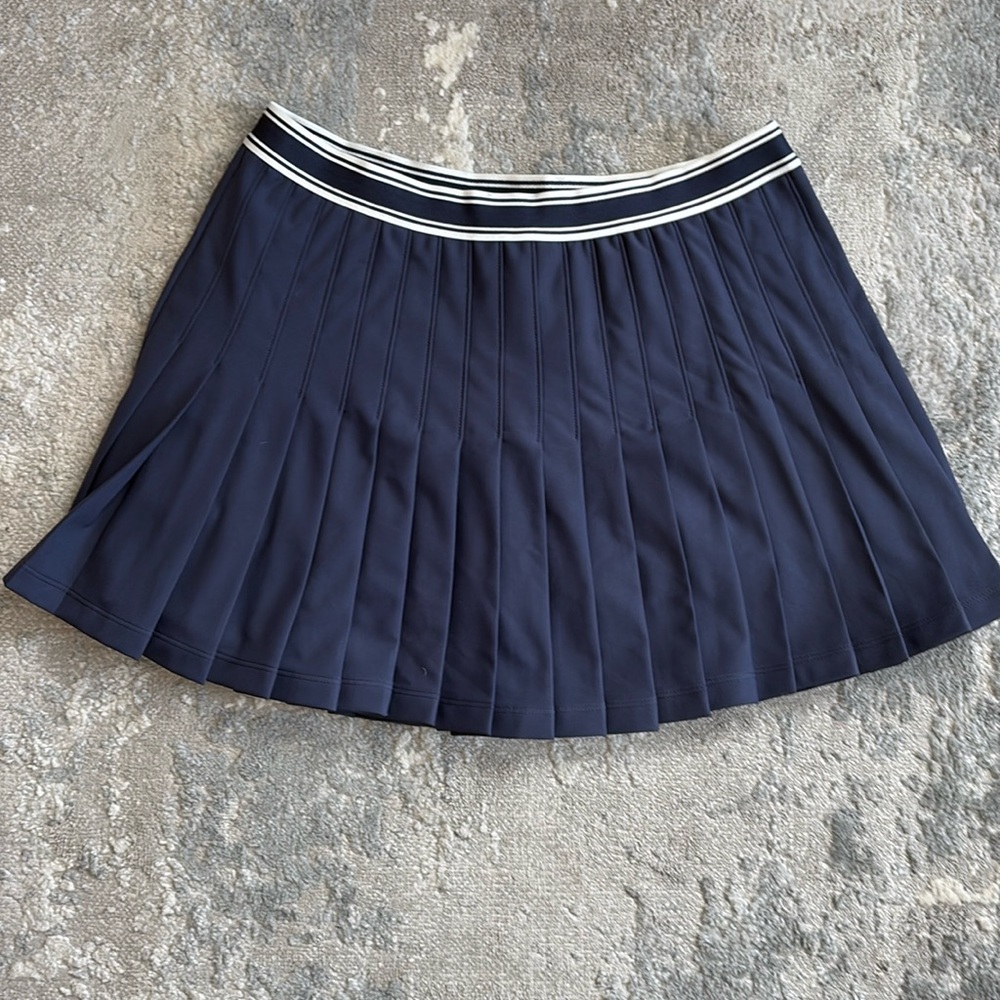 Vineyards vines pleated golf skort